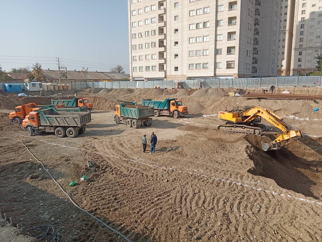 خاکبرداری پروژه همسا